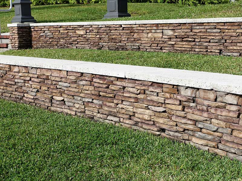 Retaining wall